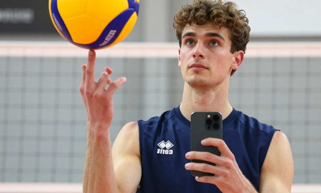 Brazil thống trị Nam Mỹ: Gabi trở lại, đối thủ vô danh bỗng thành anh hùng