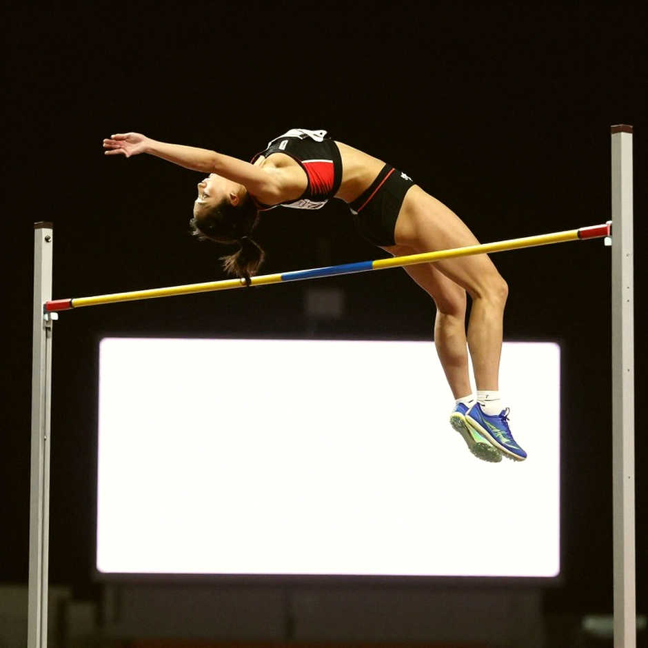 Nhảy xa nữ, 200m nữ và tiếp sức 4x100m: một ngày thi đấu của điền kinh nữ Việt Nam tại Asian Games Nhảy xa nữ, 200m nữ và tiếp sức 4x100m: một ngày thi đấu của điền kinh nữ Việt Nam tại Asian Games