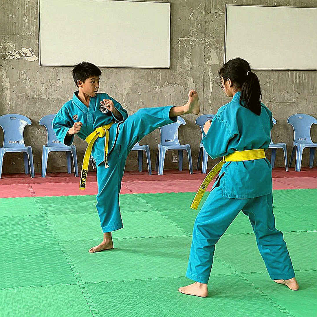 Phân Tích Chuyên Sâu Giai Đoạn 2: Không Đủ Thông Tin Để Đánh Giá