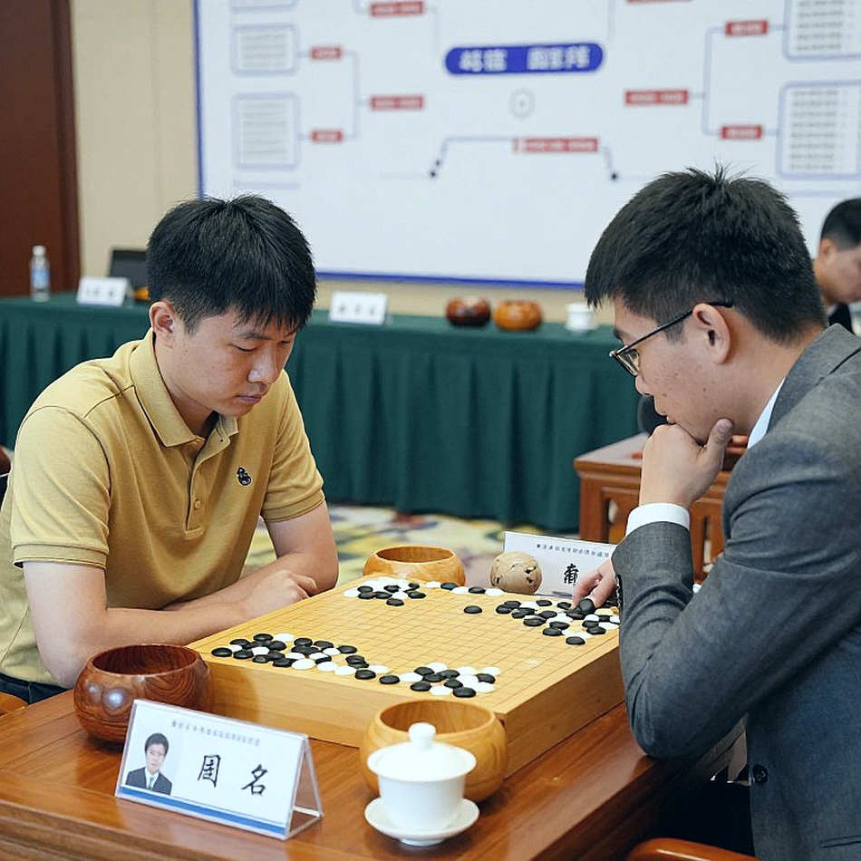 Kavutskiy, Ris, Sokolov và cuộc chiến nội dung huấn luyện trên ChessBase