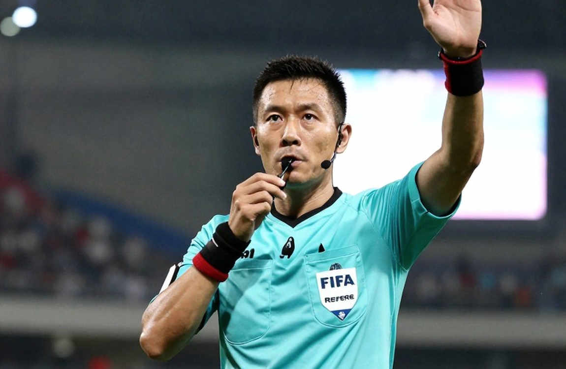 Dinh Bac scores, assists twice and wears the armband a third time: Vietnam beat Pakistan 4-2