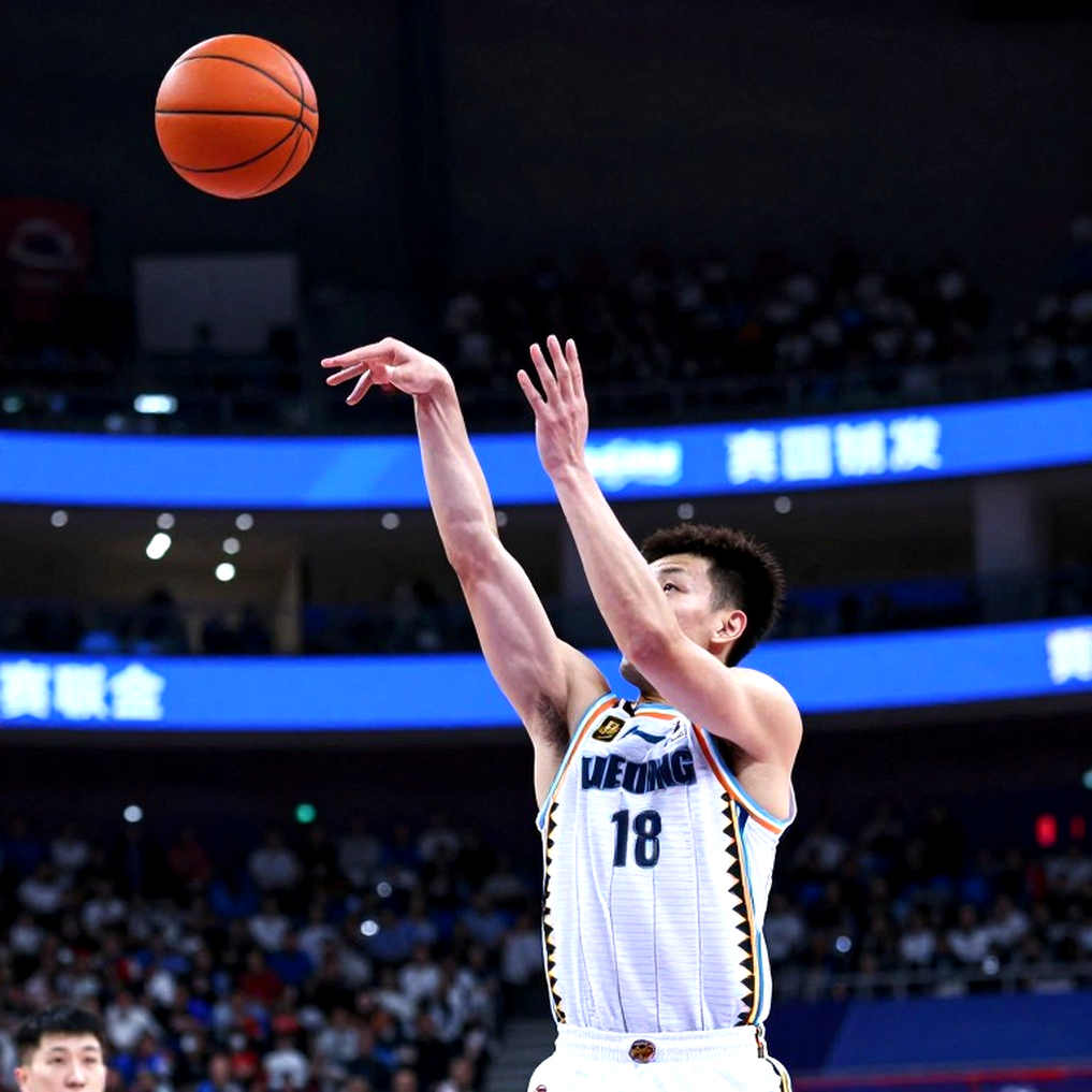 Lonnie Walker IV đến Besiktas: Hàng công được vá, lỗ hổng phòng ngự còn nguyên