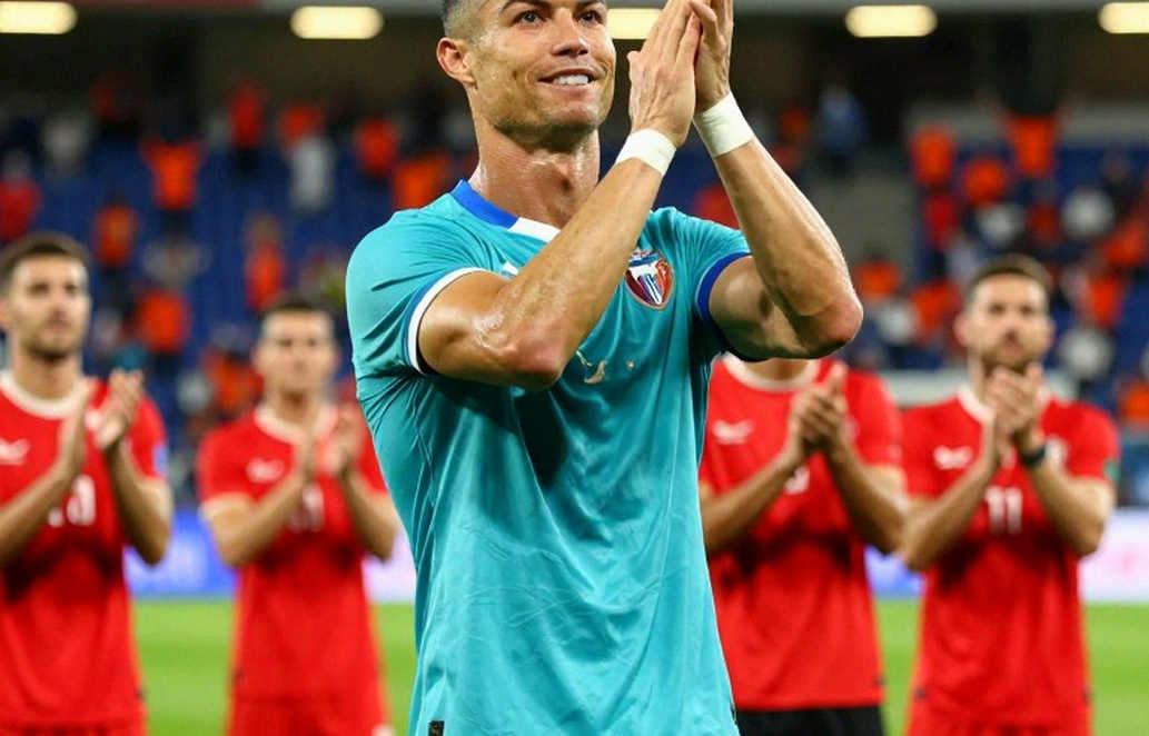 Khi Cúp Quốc gia trở thành tấm gương soi: Bốn đại diện V-League gục ngã và những mảnh đời phía sau tỉ số Khi Cúp Quốc gia trở thành tấm gương soi: Bốn đại diện V-League gục ngã và những mảnh đời phía sau tỉ số