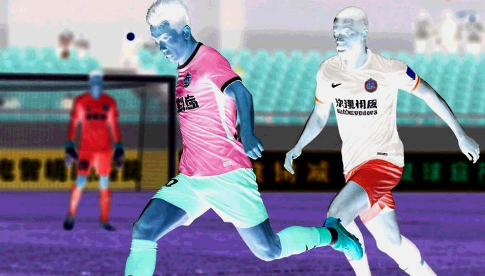 The Football Moments That Data Cannot Measure