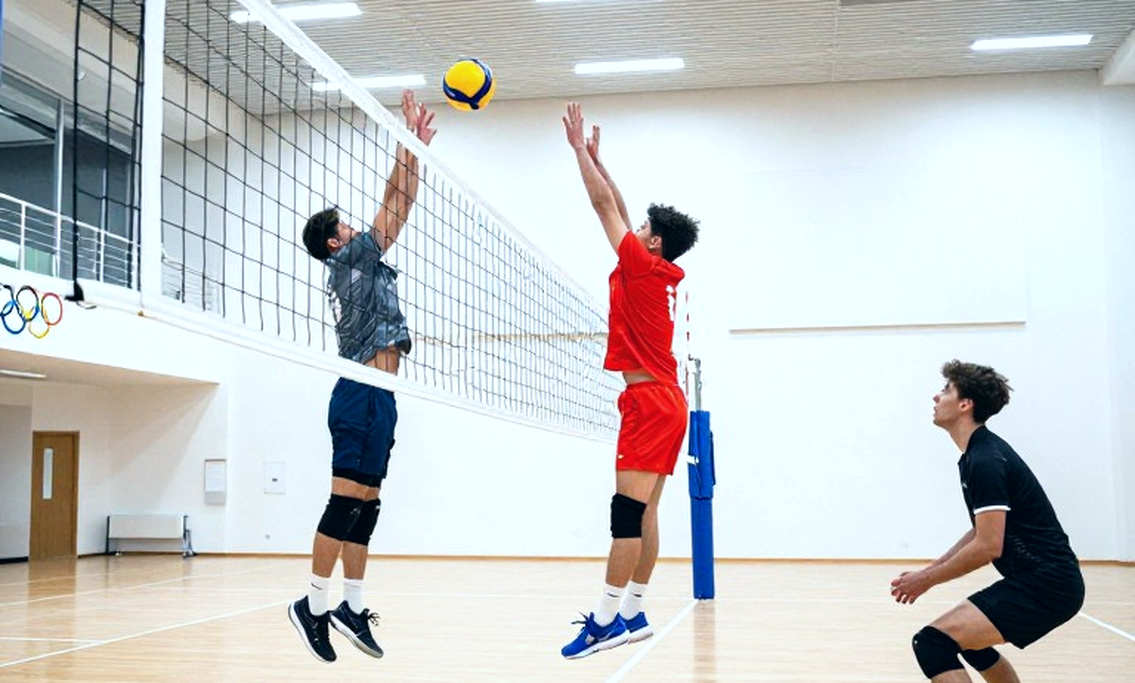 Vì sao bóng chuyền nữ Việt Nam sa sút: Một năm đánh mất bản sắc giữa sân đấu vắng người Vì sao bóng chuyền nữ Việt Nam sa sút: Một năm đánh mất bản sắc giữa sân đấu vắng người