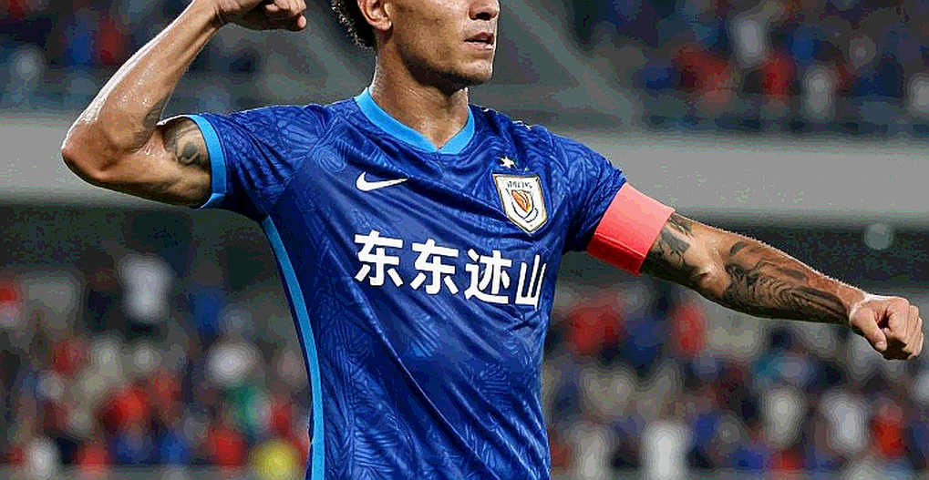 Ba cú hat-trick và một biên bản chưa được đối chiếu Ba cú hat-trick và một biên bản chưa được đối chiếu